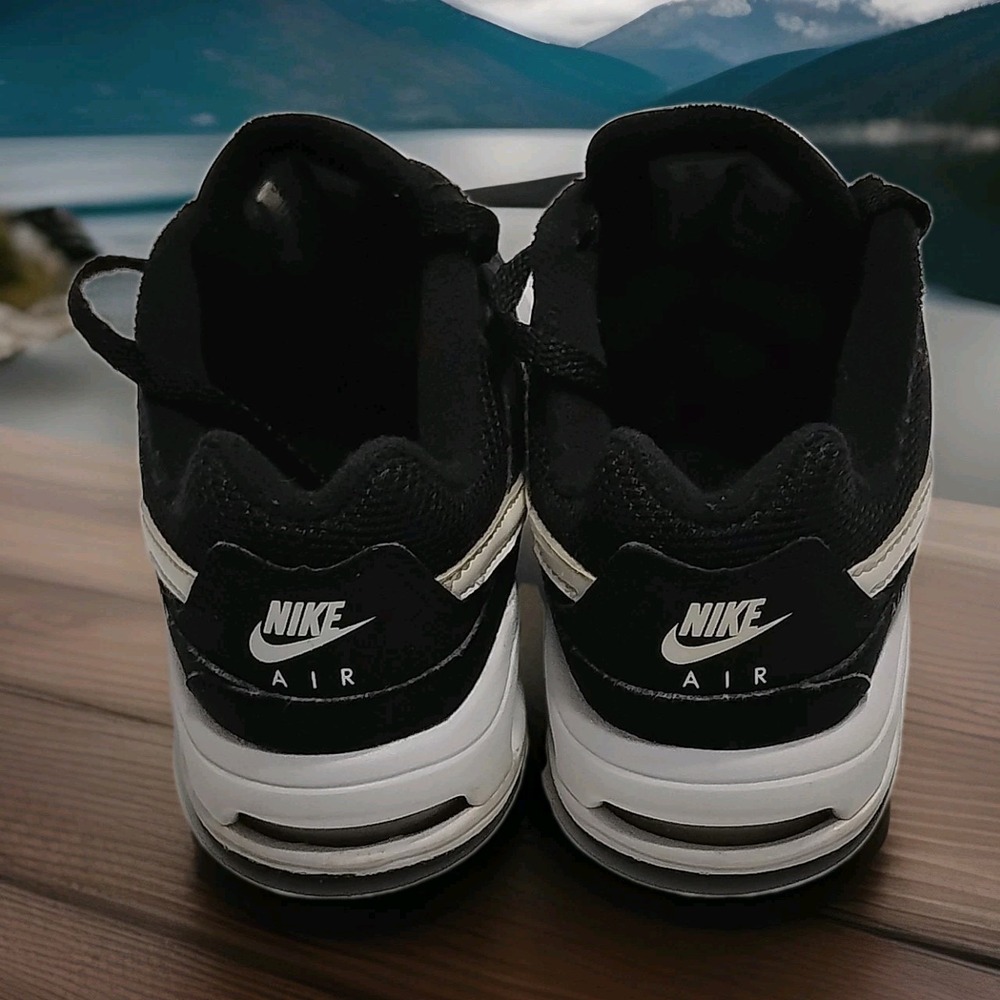 Nike Air Max 844348-011 "Command Flex" Sneaker Black White Leather Lace Up 9C - Picture 5 of 5